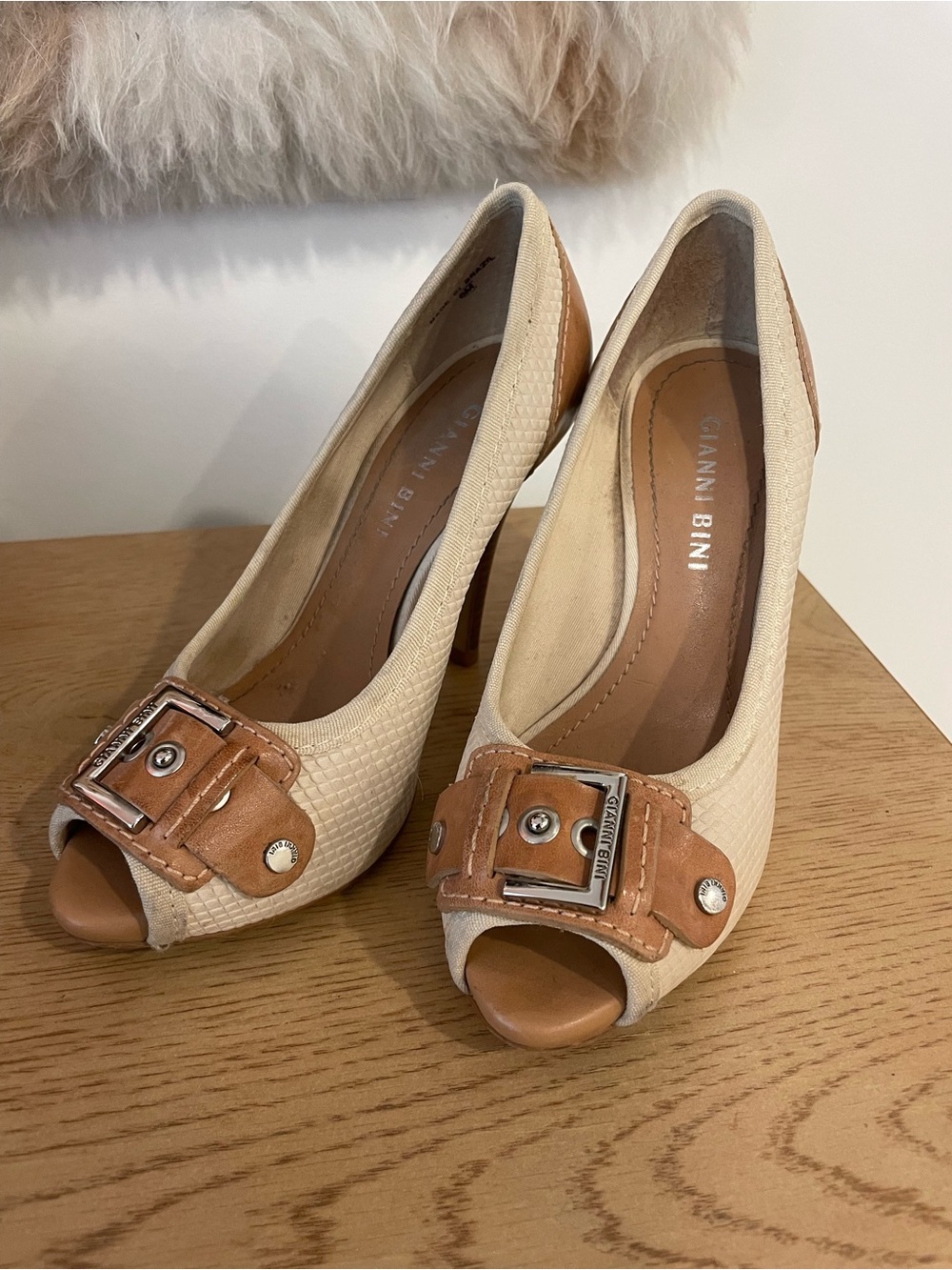 Gianni Bini Cream and Tan Peep-Toe Heels with Buckle Detail size 6